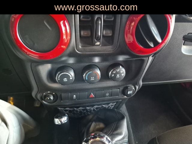 2014 Jeep Wrangler Unlimited Unlimited Sahara