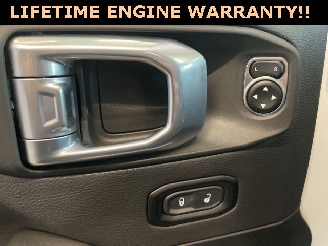 2024 Jeep Wrangler 4-Door Sahara 4x4