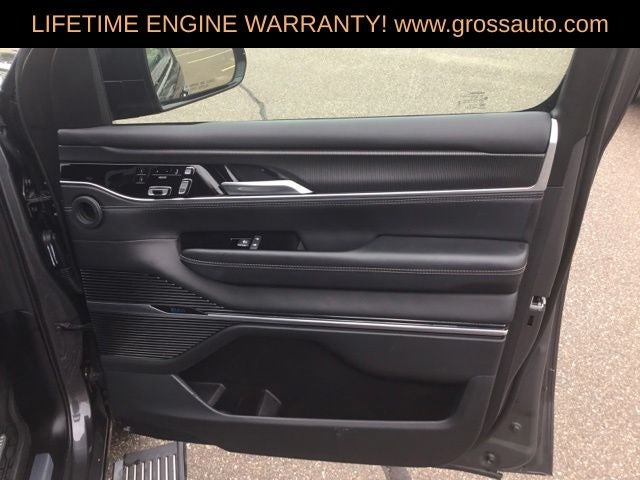 2024 Jeep Grand Wagoneer L Series II Obsidian