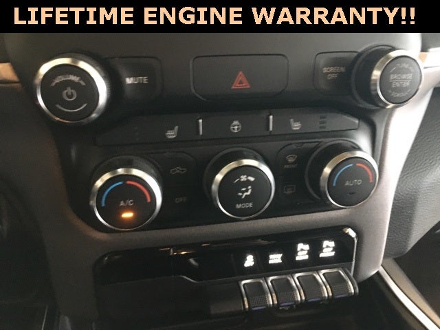 2022 RAM 1500 Big Horn Crew Cab 4x2 5'7' Box