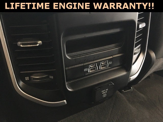 2022 RAM 1500 Big Horn Crew Cab 4x2 5'7' Box