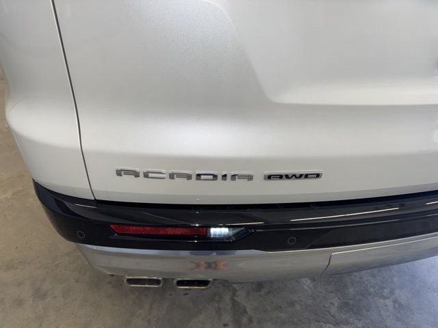 2025 GMC Acadia Denali