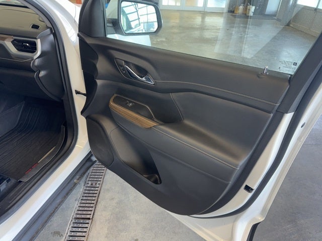 2023 GMC Acadia AWD SLE