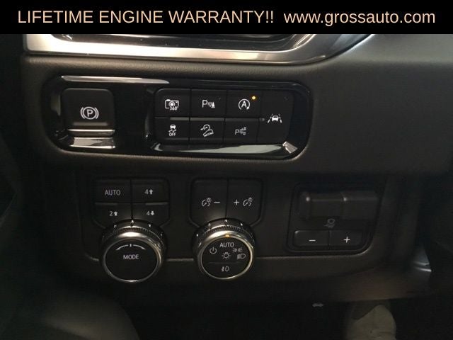 2025 GMC Yukon XL Elevation