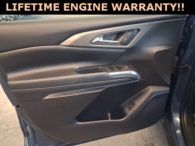 2025 Chevrolet Traverse LT 2LT