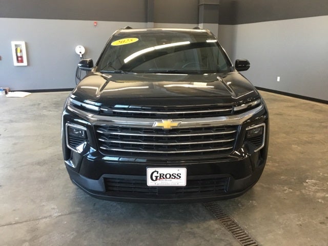 2025 Chevrolet Traverse AWD LT