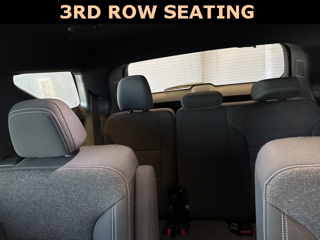 2025 Chevrolet Traverse LT 2LT