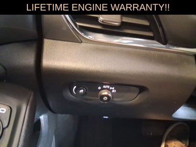 2023 Chevrolet Traverse LT Cloth w/2FL