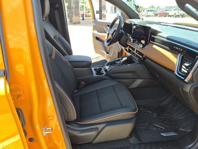 2025 GMC Canyon AT4