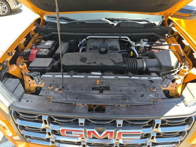 2025 GMC Canyon AT4