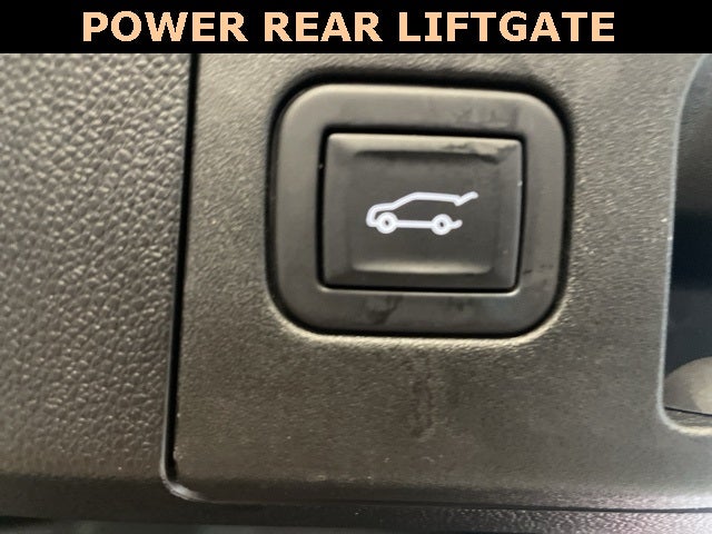 2024 Cadillac XT4 AWD Premium Luxury