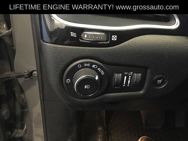 2023 Jeep Cherokee Altitude