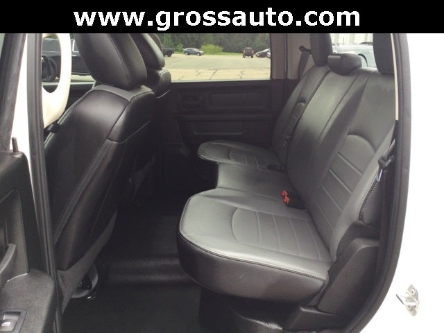 2023 RAM 1500 Classic Tradesman Crew Cab 4x4 6'4' Box