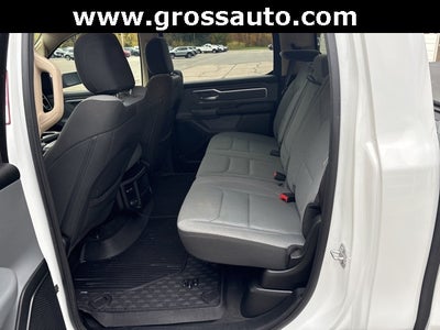 2020 RAM 1500 Big Horn Crew Cab 4x4 5'7' Box