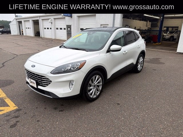 2022 Ford Escape Titanium