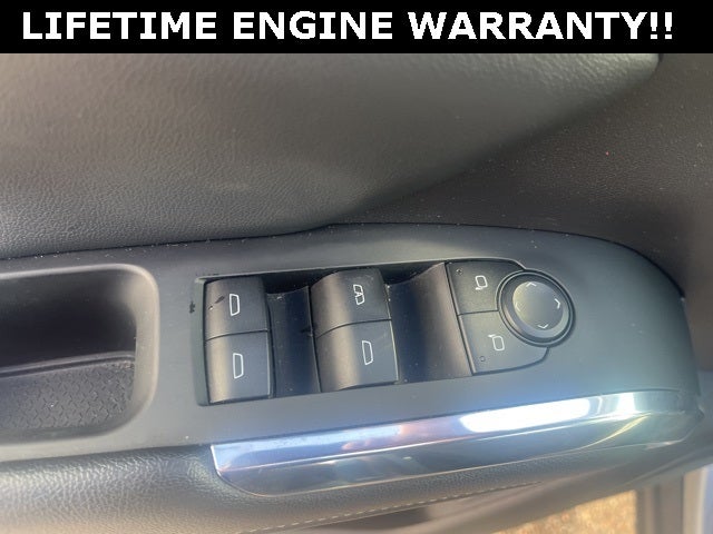 2025 Chevrolet Traverse AWD LT