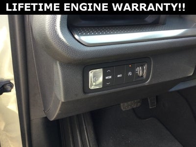 2025 Chevrolet Traverse AWD LT