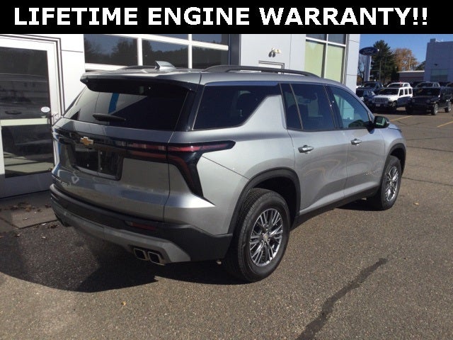 2025 Chevrolet Traverse AWD LT