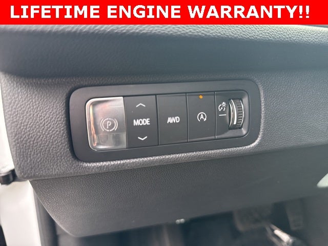 2025 Chevrolet Traverse AWD LT