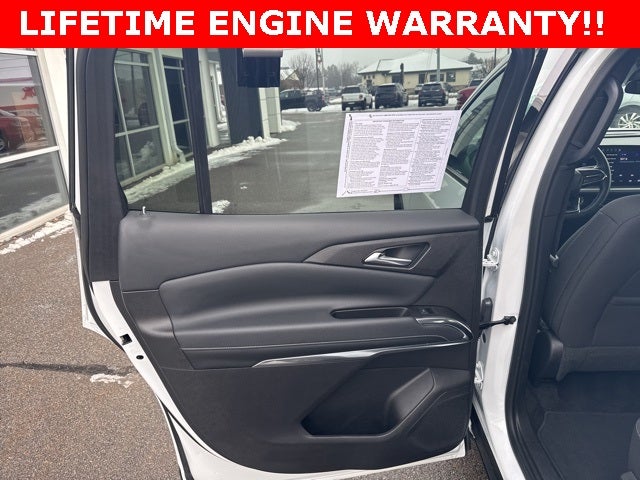 2025 Chevrolet Traverse AWD LT