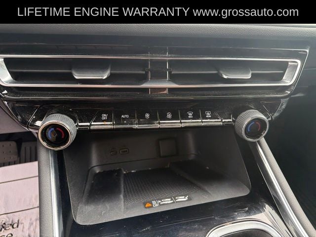 2025 Chevrolet Traverse LT 2LT