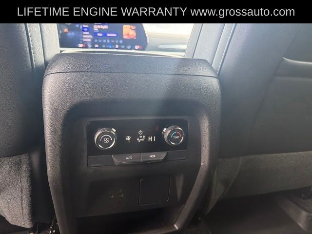2025 Chevrolet Traverse LT 2LT