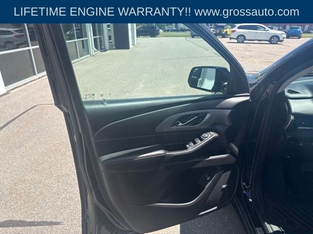 2021 Chevrolet Traverse LT Leather