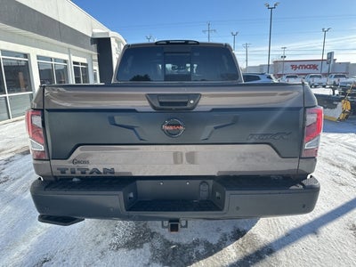 2021 Nissan TITAN Crew Cab PRO-4X 4x4