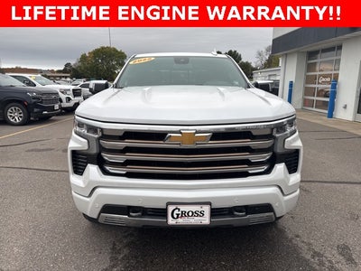 2022 Chevrolet Silverado 1500 4WD Crew Cab Short Bed High Country
