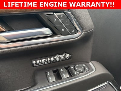 2022 Chevrolet Silverado 1500 4WD Crew Cab Short Bed High Country