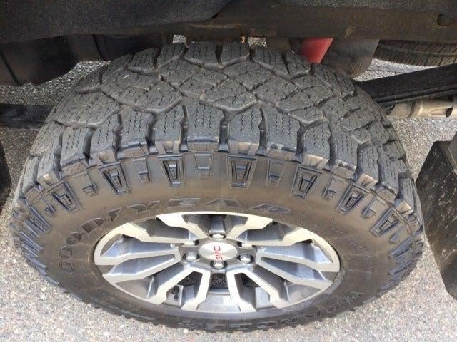 2022 GMC Sierra 1500 AT4