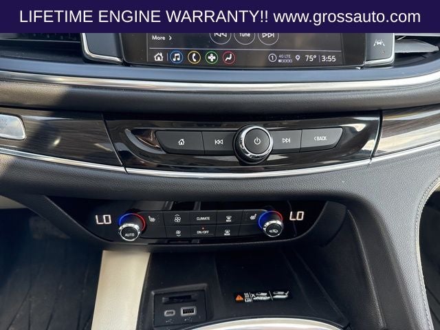 2023 Buick Enclave Essence