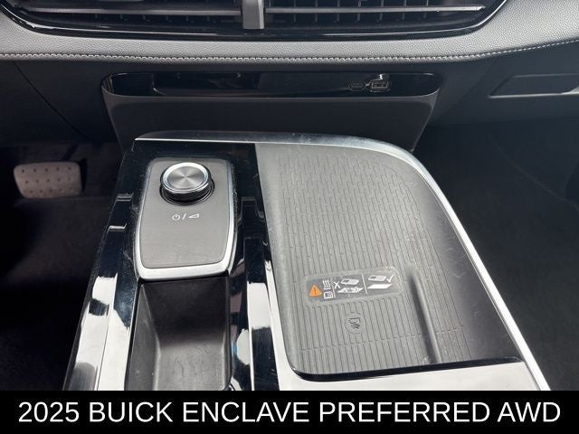 2025 Buick Enclave Preferred