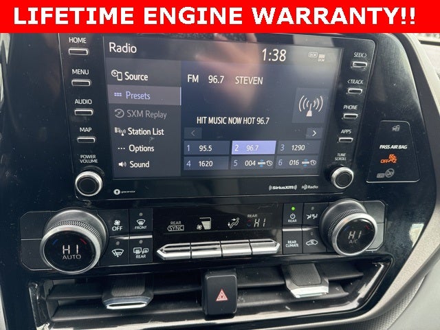 2022 Toyota Highlander LE