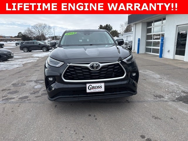 2022 Toyota Highlander LE