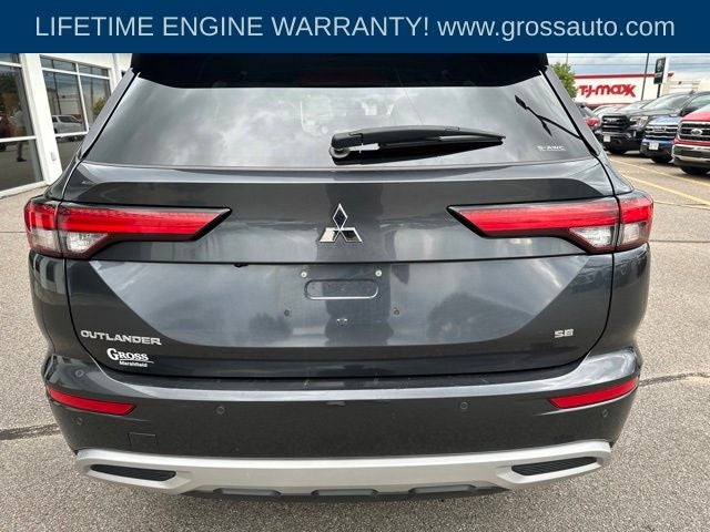 2024 Mitsubishi Outlander SE