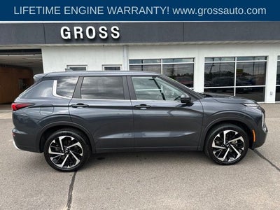 2024 Mitsubishi Outlander SE