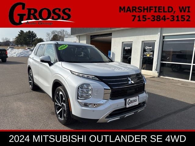 2024 Mitsubishi Outlander SE
