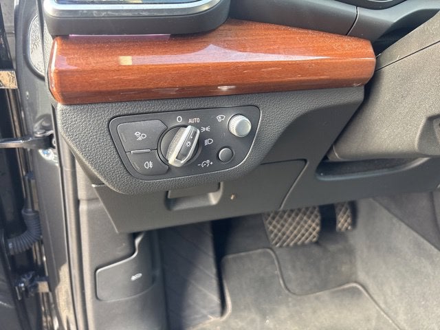 2021 Audi Q5 45 Prestige quattro