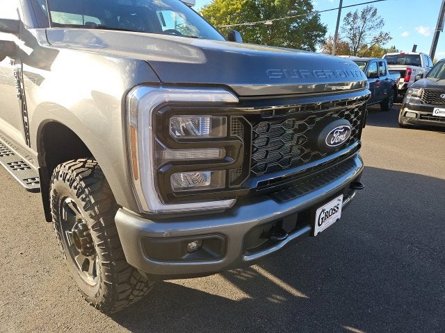 2027 Ford F-250SD XLT
