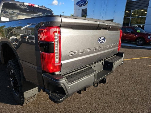 2027 Ford F-250SD XLT