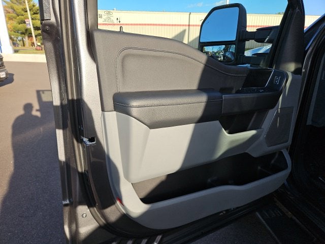 2027 Ford F-250SD XLT