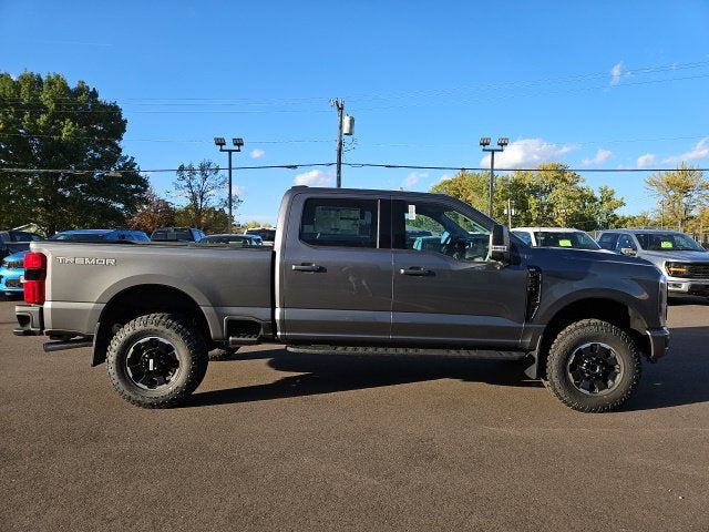 2027 Ford F-250SD XLT