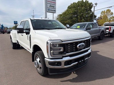 2026 Ford F-350SD Lariat DRW