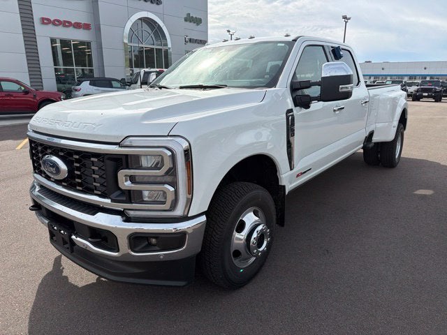 2026 Ford F-350SD Lariat DRW