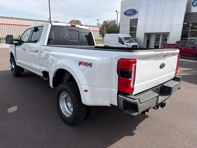 2026 Ford F-350SD Lariat DRW